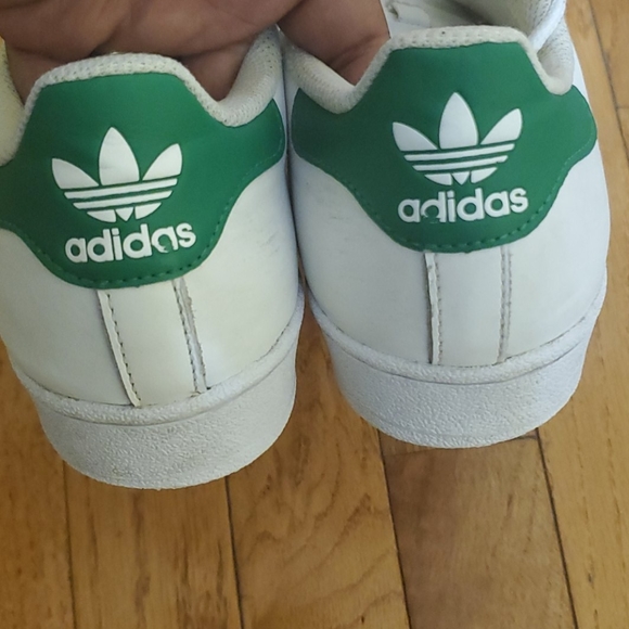 Sneakers - Picture 3 of 4